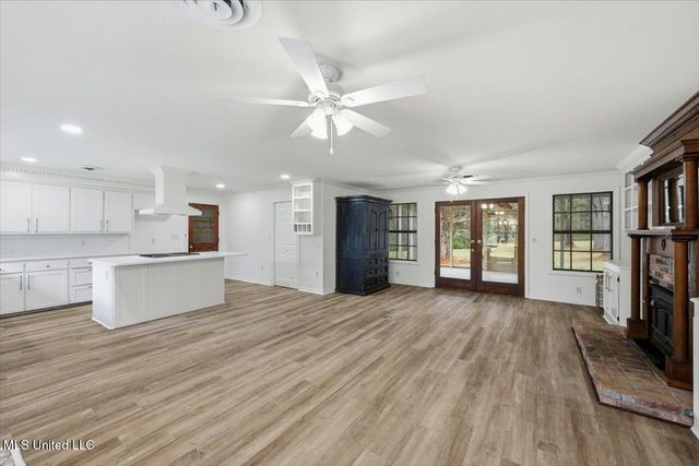 14 Sylwood Place, Jackson, MS 39209