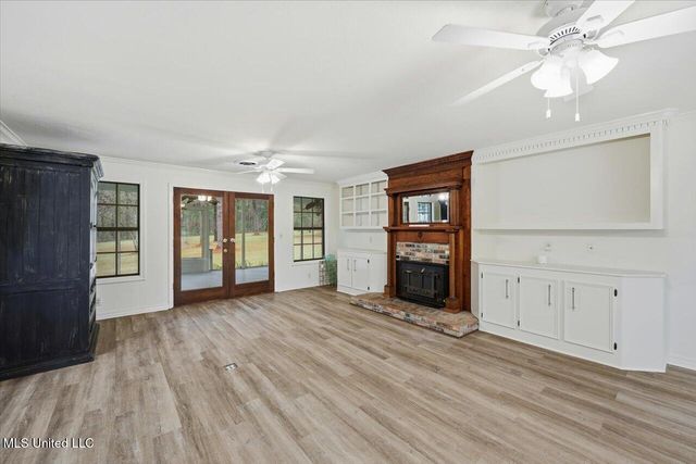 14 Sylwood Place, Jackson, MS 39209