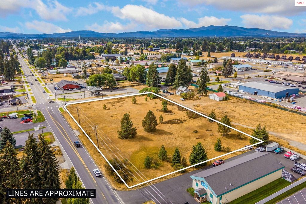 10401 N Government Way, Hayden, ID 83835 photo 4