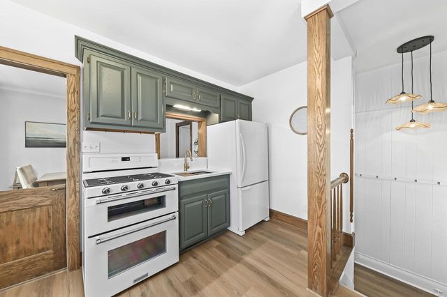 6816 Cedar STREET, Wauwatosa, WI 53213