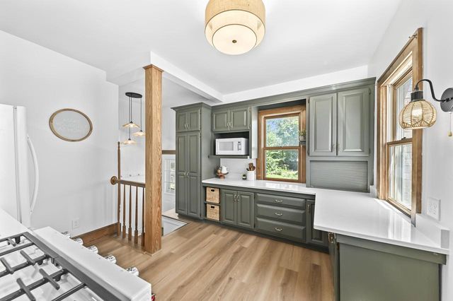 6816 Cedar STREET, Wauwatosa, WI 53213