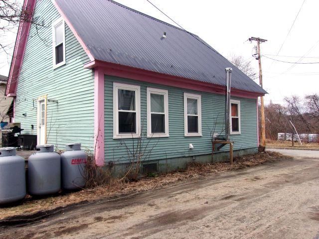 8 Oak Hill Street, Haverhill, NH 03785