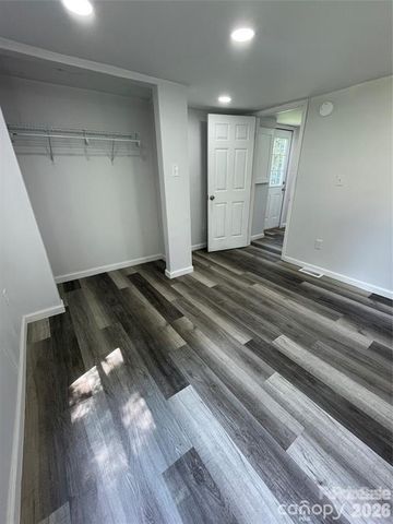21 E Zeb Vance Street, Marion, NC 28655