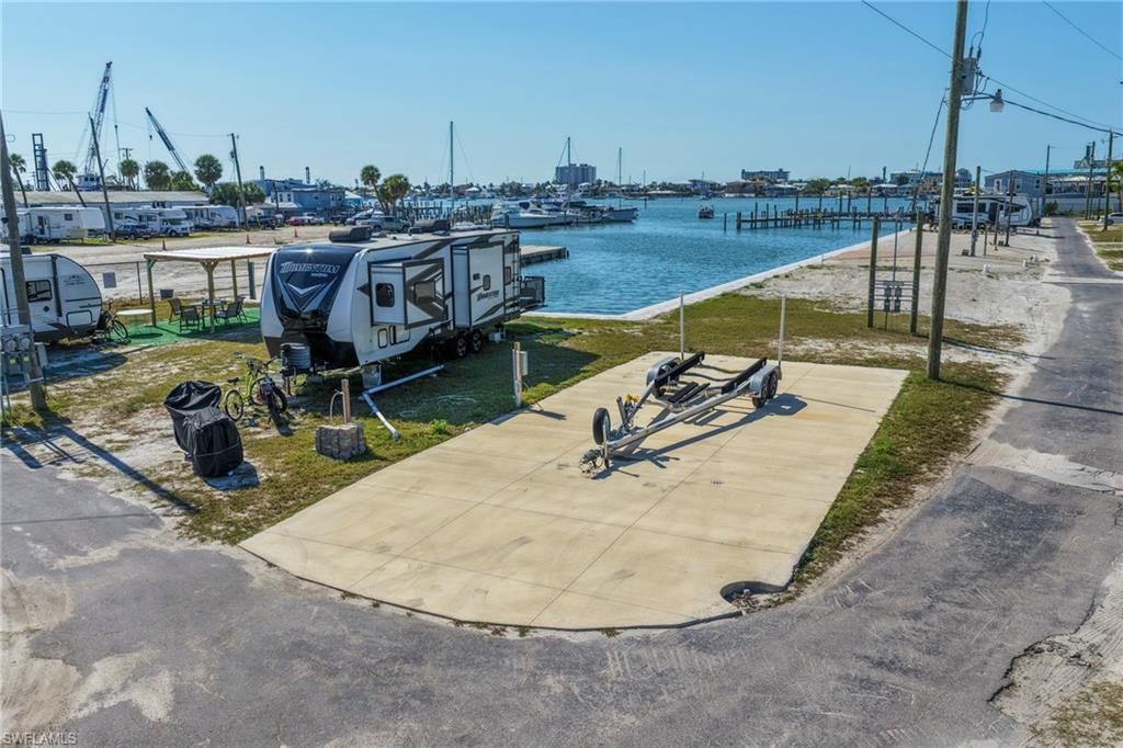 19281 #8 San Carlos BLVD, FORT MYERS BEACH, FL 33931 — photo 5