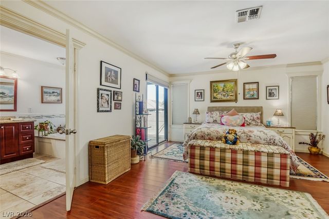 3964 Foxboro Circle, Las Vegas, NV 89121