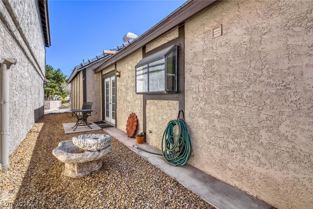 3964 Foxboro Circle, Las Vegas, NV 89121