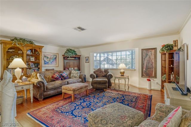 3964 Foxboro Circle, Las Vegas, NV 89121