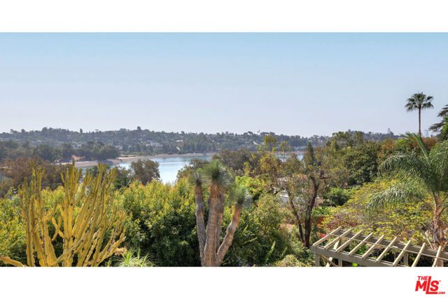 2276 Moreno Drive, Los Angeles, CA 90039