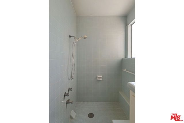 2276 Moreno Drive, Los Angeles, CA 90039