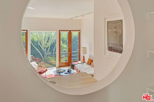 2276 Moreno Drive, Los Angeles, CA 90039
