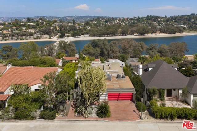 2276 Moreno Drive, Los Angeles, CA 90039