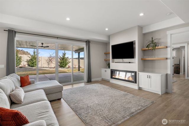 15008 Allison Place, Entiat, WA 98822