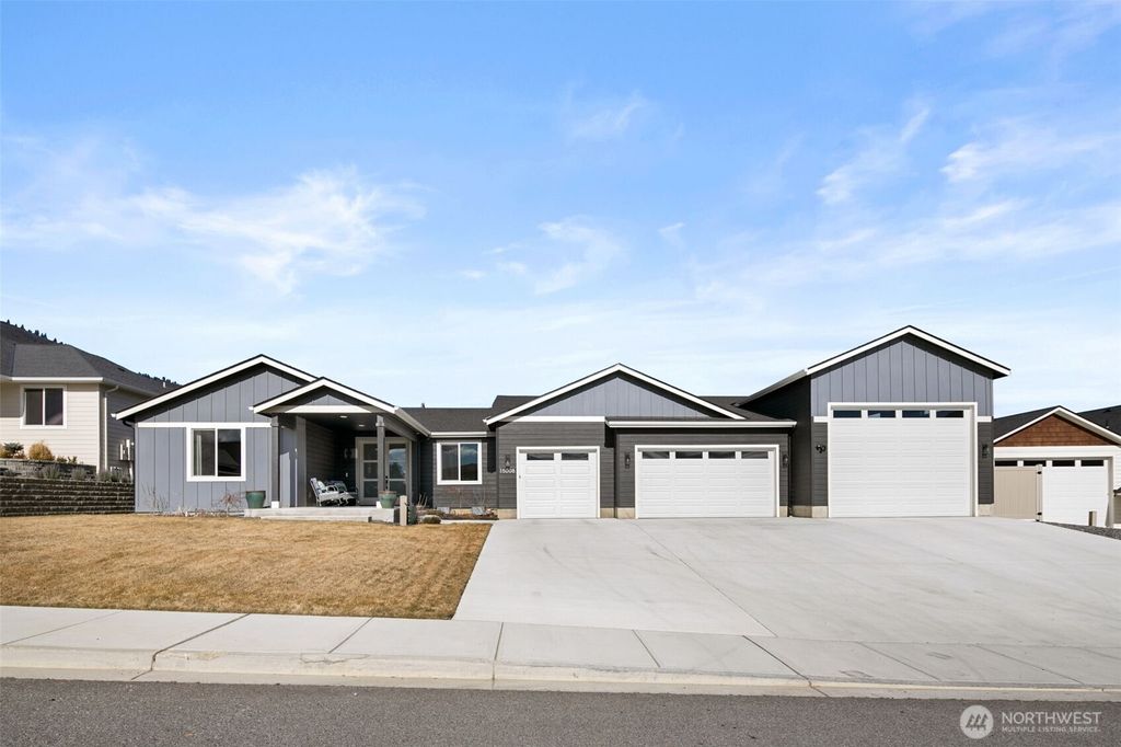 15008 Allison Place, Entiat, WA 98822