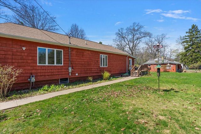 950 W Giles Road, Muskegon, MI 49445