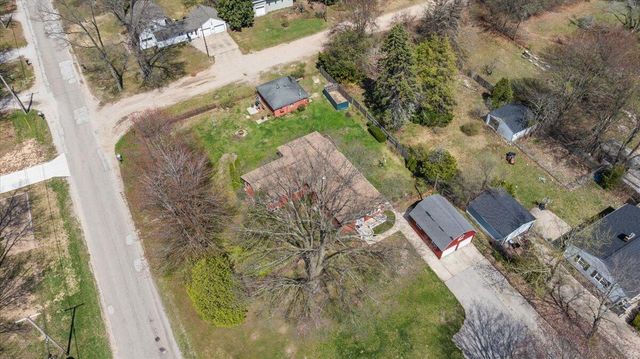 950 W Giles Road, Muskegon, MI 49445