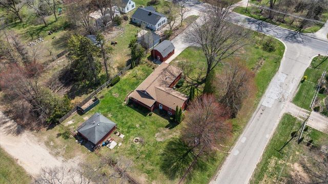 950 W Giles Road, Muskegon, MI 49445