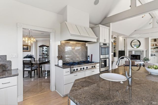 777 Shiloh Cyn, Santa Rosa, CA 95403