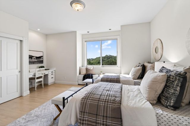 777 Shiloh Cyn, Santa Rosa, CA 95403