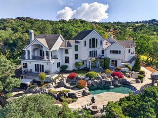 777 Shiloh Cyn, Santa Rosa, CA 95403