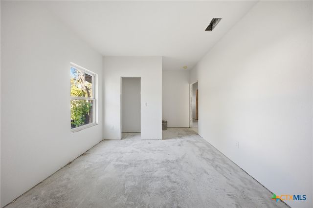 704 Norris Avenue, Killeen, TX 76541