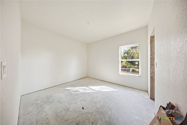 704 Norris Avenue, Killeen, TX 76541