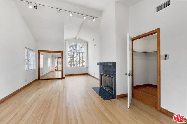 2823 Coolidge Avenue, Los Angeles, CA 90064