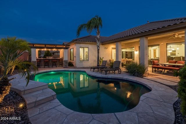4176 E CLUBVIEW Drive, Gilbert, AZ 85298