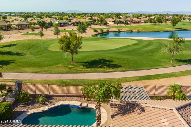 4176 E CLUBVIEW Drive, Gilbert, AZ 85298