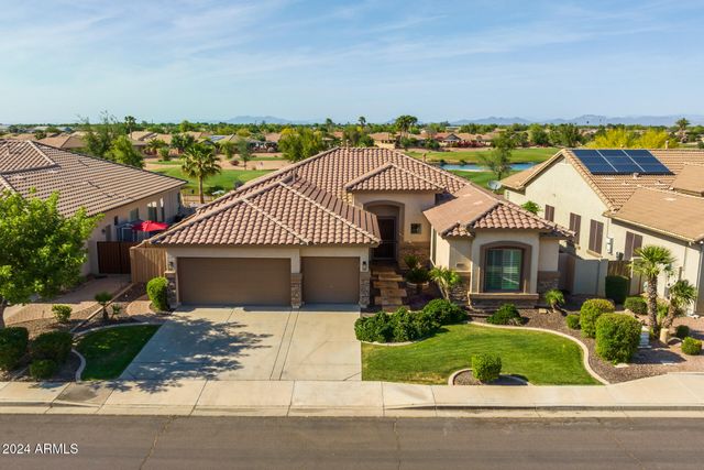 4176 E CLUBVIEW Drive, Gilbert, AZ 85298