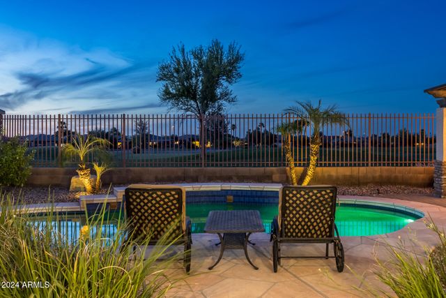 4176 E CLUBVIEW Drive, Gilbert, AZ 85298