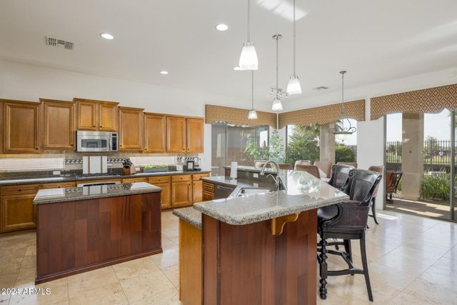4176 E CLUBVIEW Drive, Gilbert, AZ 85298
