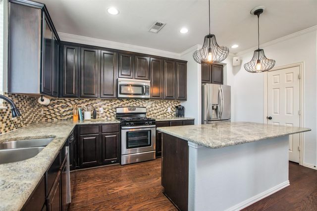 1320 Wheatear Drive, Little Elm, TX 75068