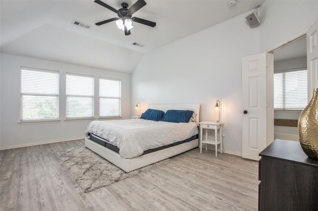 1320 Wheatear Drive, Little Elm, TX 75068