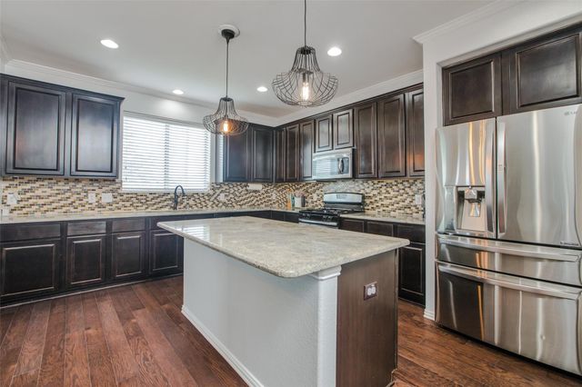 1320 Wheatear Drive, Little Elm, TX 75068