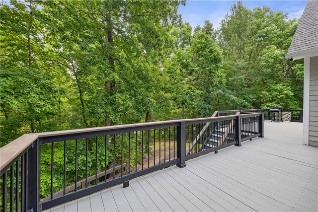 104 Gates Cove Drive, Fair Play, SC 29643