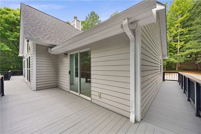 104 Gates Cove Drive, Fair Play, SC 29643