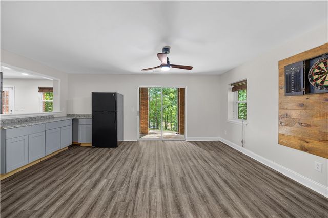 104 Gates Cove Drive, Fair Play, SC 29643