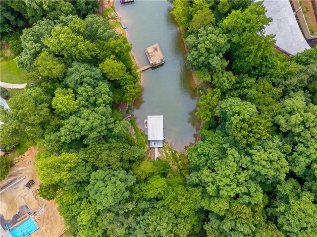 104 Gates Cove Drive, Fair Play, SC 29643