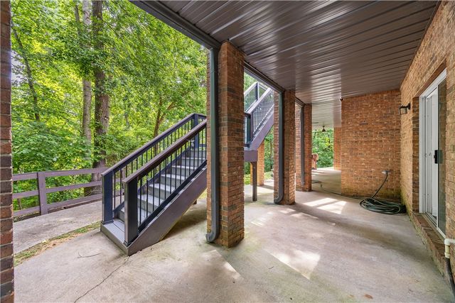 104 Gates Cove Drive, Fair Play, SC 29643