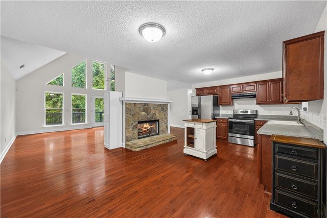 104 Gates Cove Drive, Fair Play, SC 29643