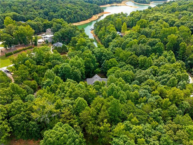 104 Gates Cove Drive, Fair Play, SC 29643