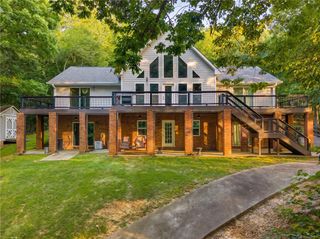 104 Gates Cove Drive, Fair Play, SC 29643