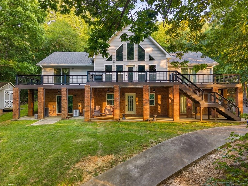 104 Gates Cove Drive, Fair Play, SC 29643