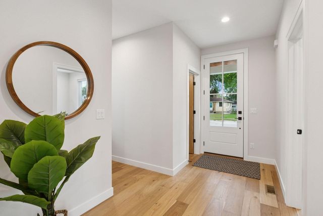 5356 27th Avenue S, Minneapolis, MN 55417