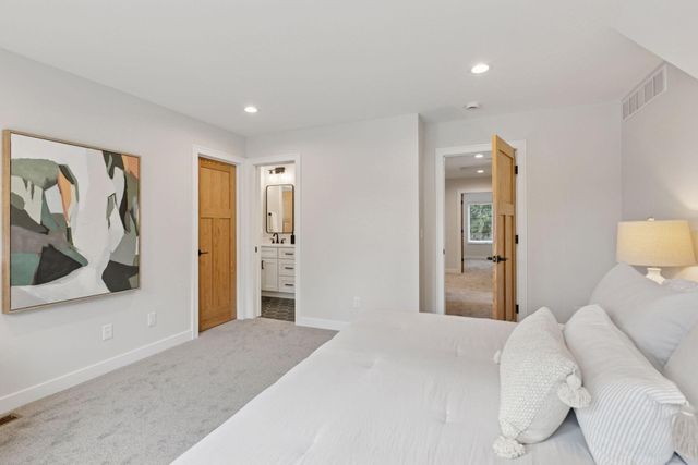 5356 27th Avenue S, Minneapolis, MN 55417