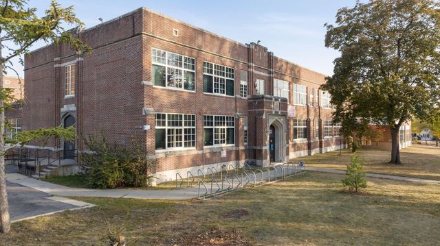 5356 27th Avenue S, Minneapolis, MN 55417