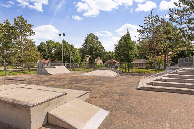 5356 27th Avenue S, Minneapolis, MN 55417