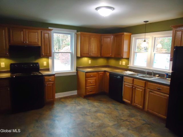 6148 Route 9N, Hadley, NY 12822