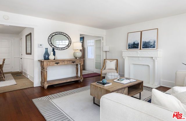 138 Wadsworth Avenue, Santa Monica, CA 90405