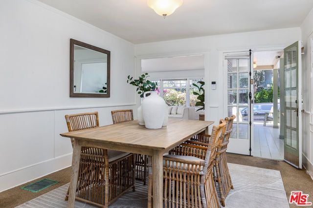 138 Wadsworth Avenue, Santa Monica, CA 90405